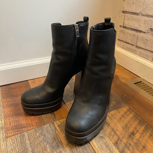 JLO JENNIFER LOPEZ Margy Platform Bootie Size 9.5 - Worn Once - Picture 8 of 9